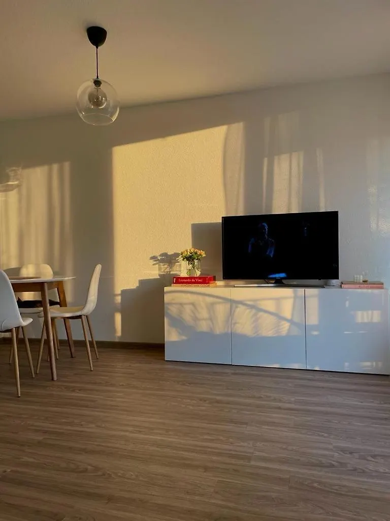 Zentrale, 55M2, Helle 2 Zimmer Whg Naehe Messe Dusseldorf