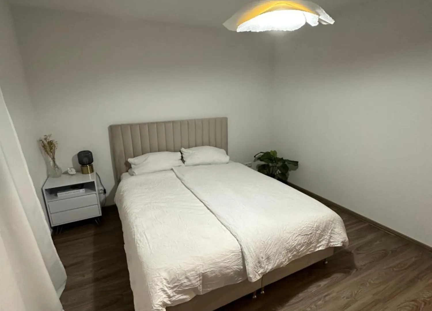 Zentrale, 55M2, Helle 2 Zimmer Whg Naehe Messe Dusseldorf